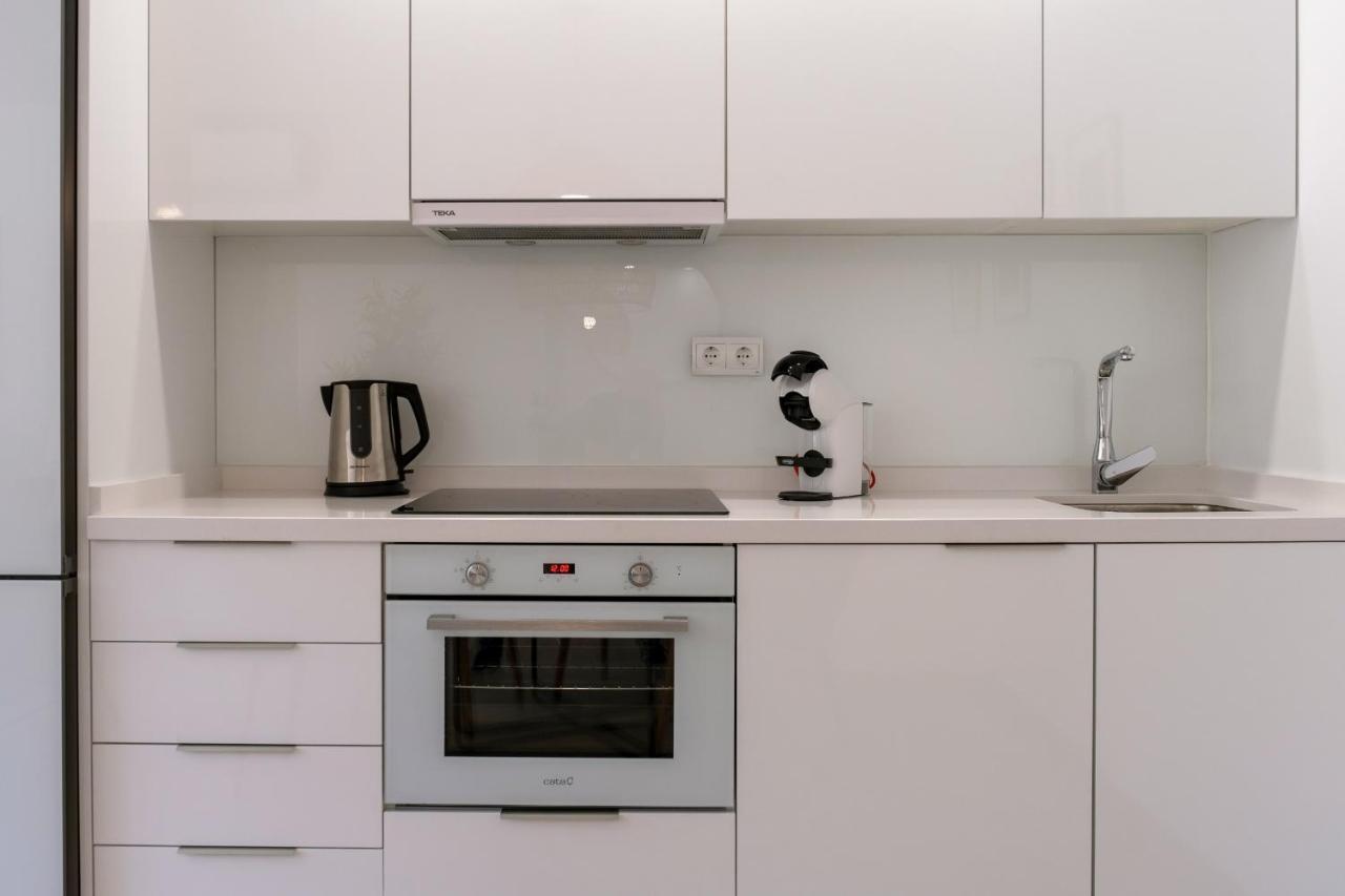 Playa & Beach Apartments Mijas Costa & Fuengirola By Alfresco Stays El Faro Екстериор снимка