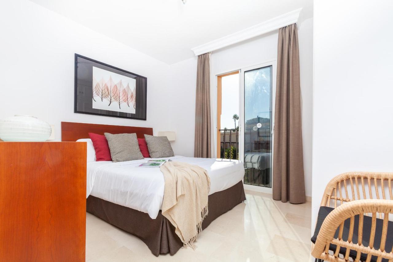 Playa & Beach Apartments Mijas Costa & Fuengirola By Alfresco Stays El Faro Екстериор снимка