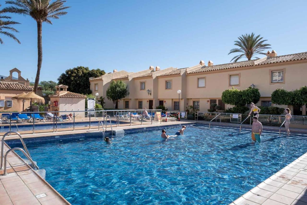Playa & Beach Apartments Mijas Costa & Fuengirola By Alfresco Stays El Faro Екстериор снимка