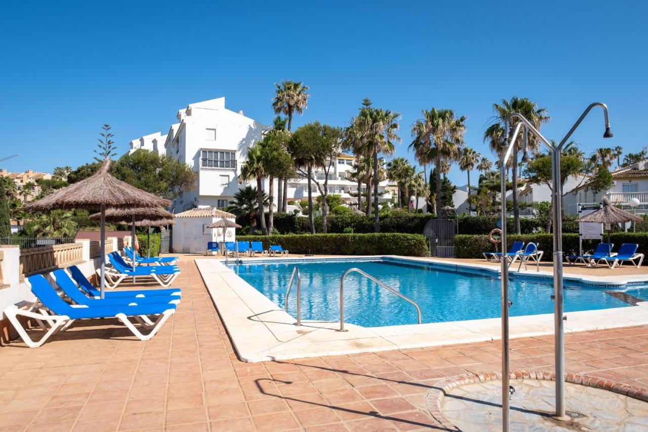 Playa & Beach Apartments Mijas Costa & Fuengirola By Alfresco Stays El Faro Екстериор снимка
