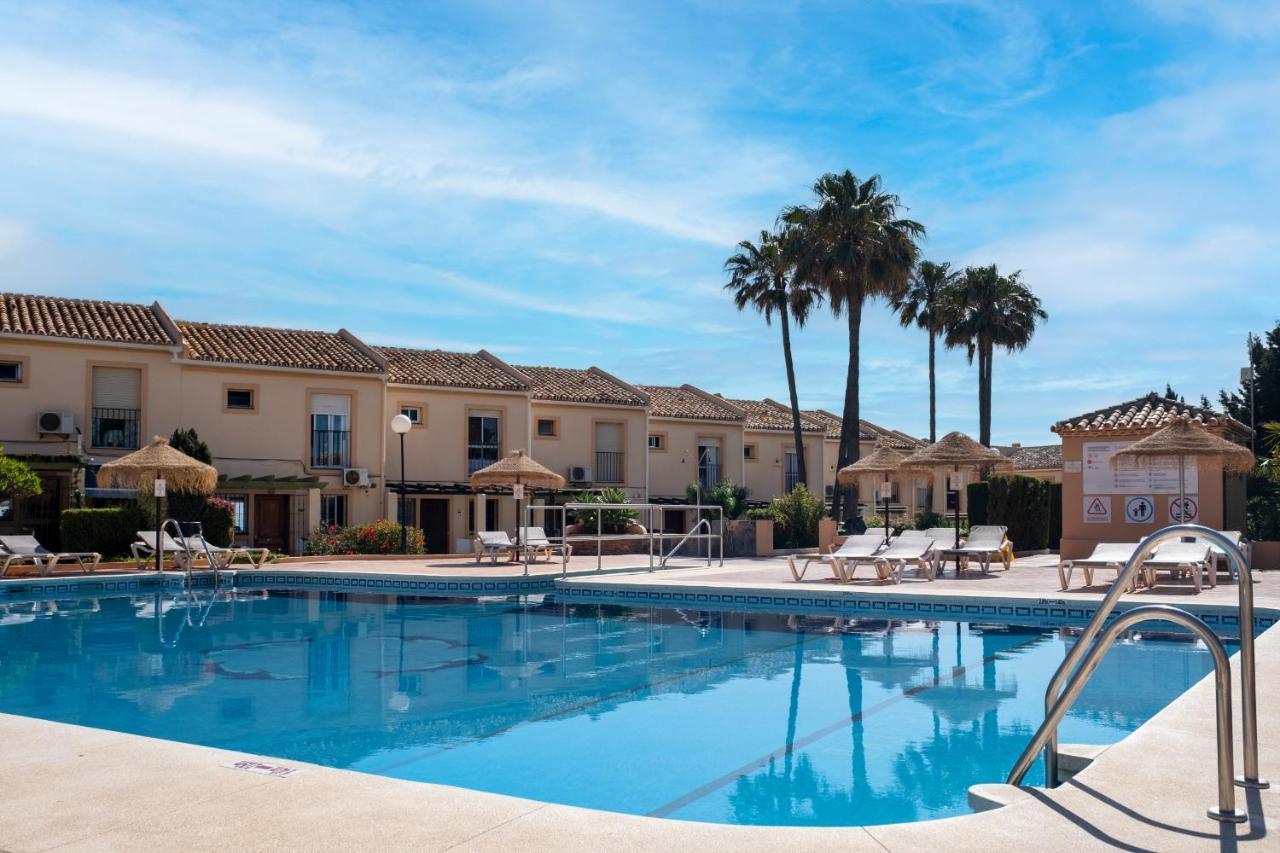 Playa & Beach Apartments Mijas Costa & Fuengirola By Alfresco Stays El Faro Екстериор снимка