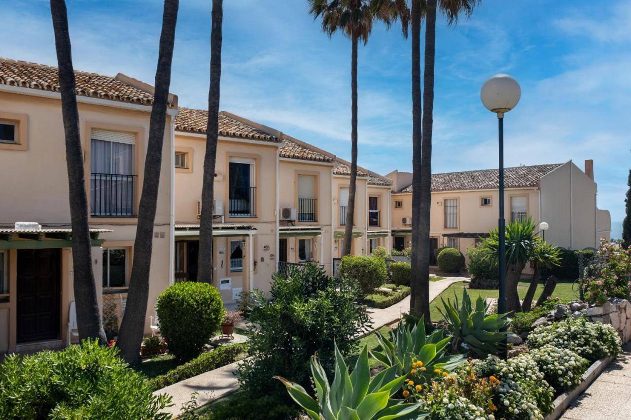 Playa & Beach Apartments Mijas Costa & Fuengirola By Alfresco Stays El Faro Екстериор снимка