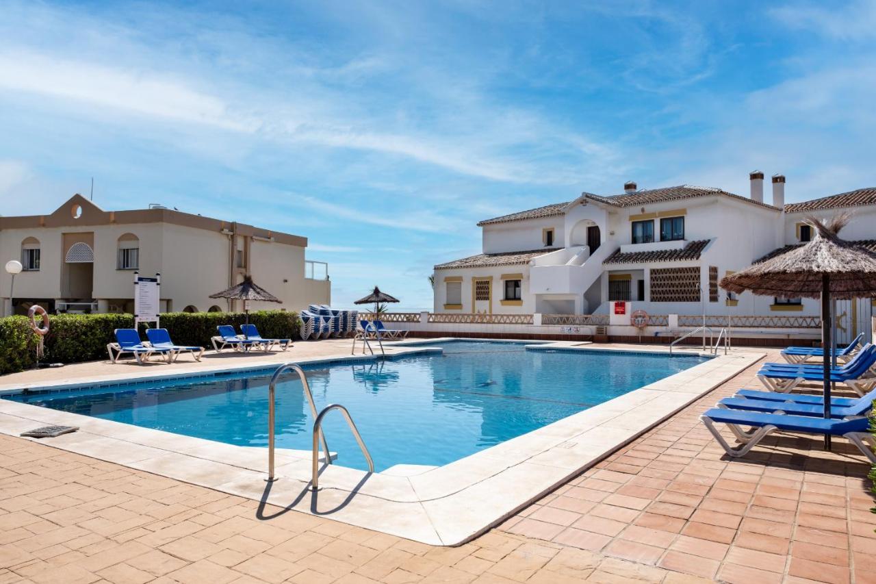 Playa & Beach Apartments Mijas Costa & Fuengirola By Alfresco Stays El Faro Екстериор снимка